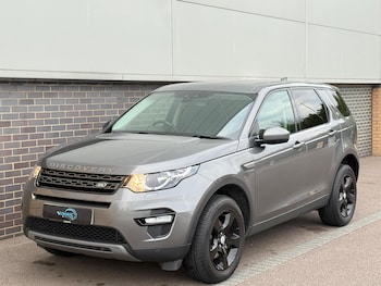 Used Land Rover Discovery Sport 2017 for sale - 76085163: Photo