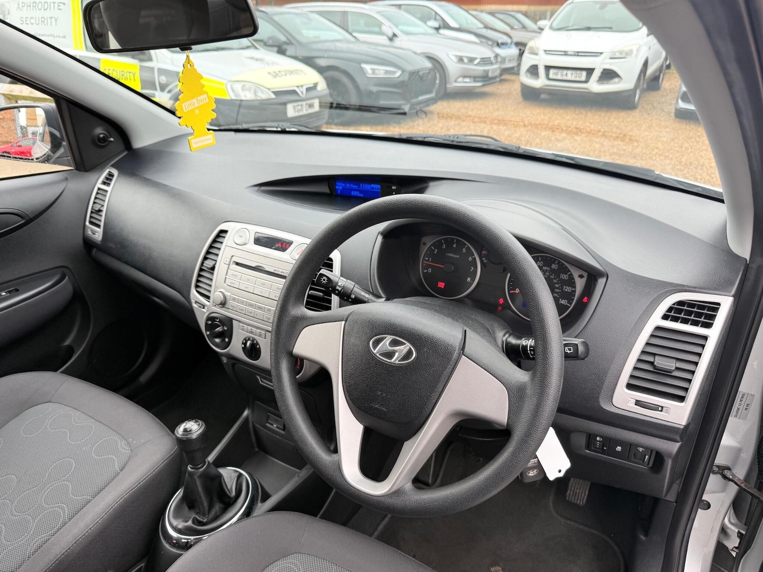 Used Hyundai i20 2011 for sale - 76786407: Photo 21