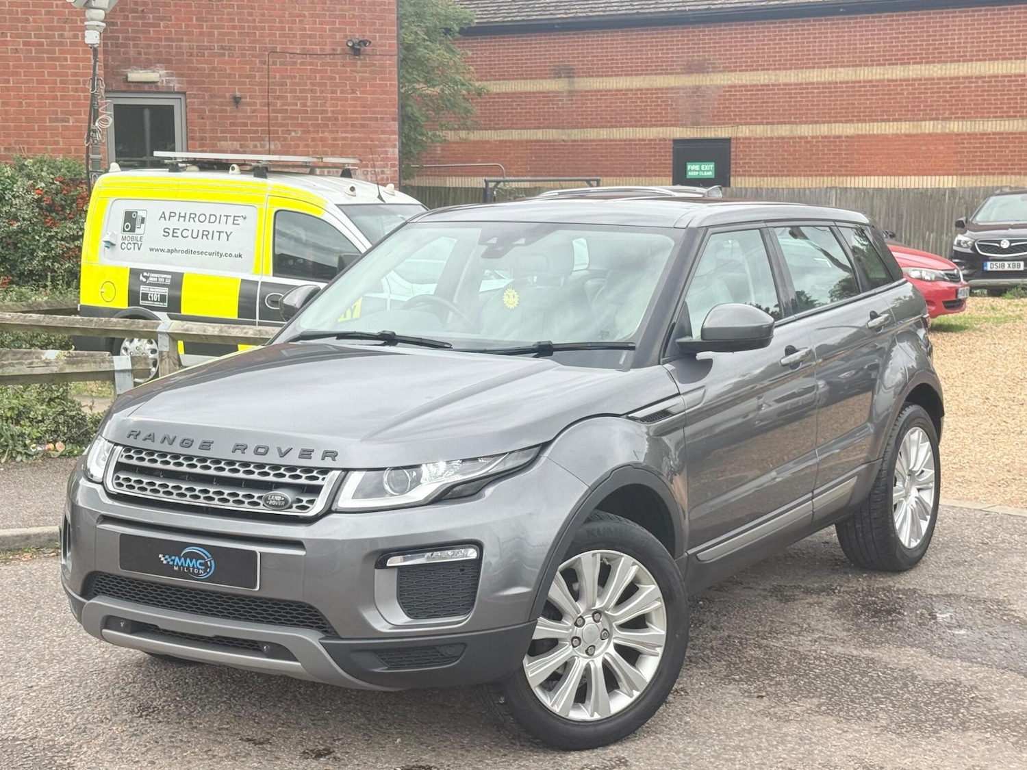 Used Land Rover Range Rover Evoque 2017 for sale - 76259079: Photo 2