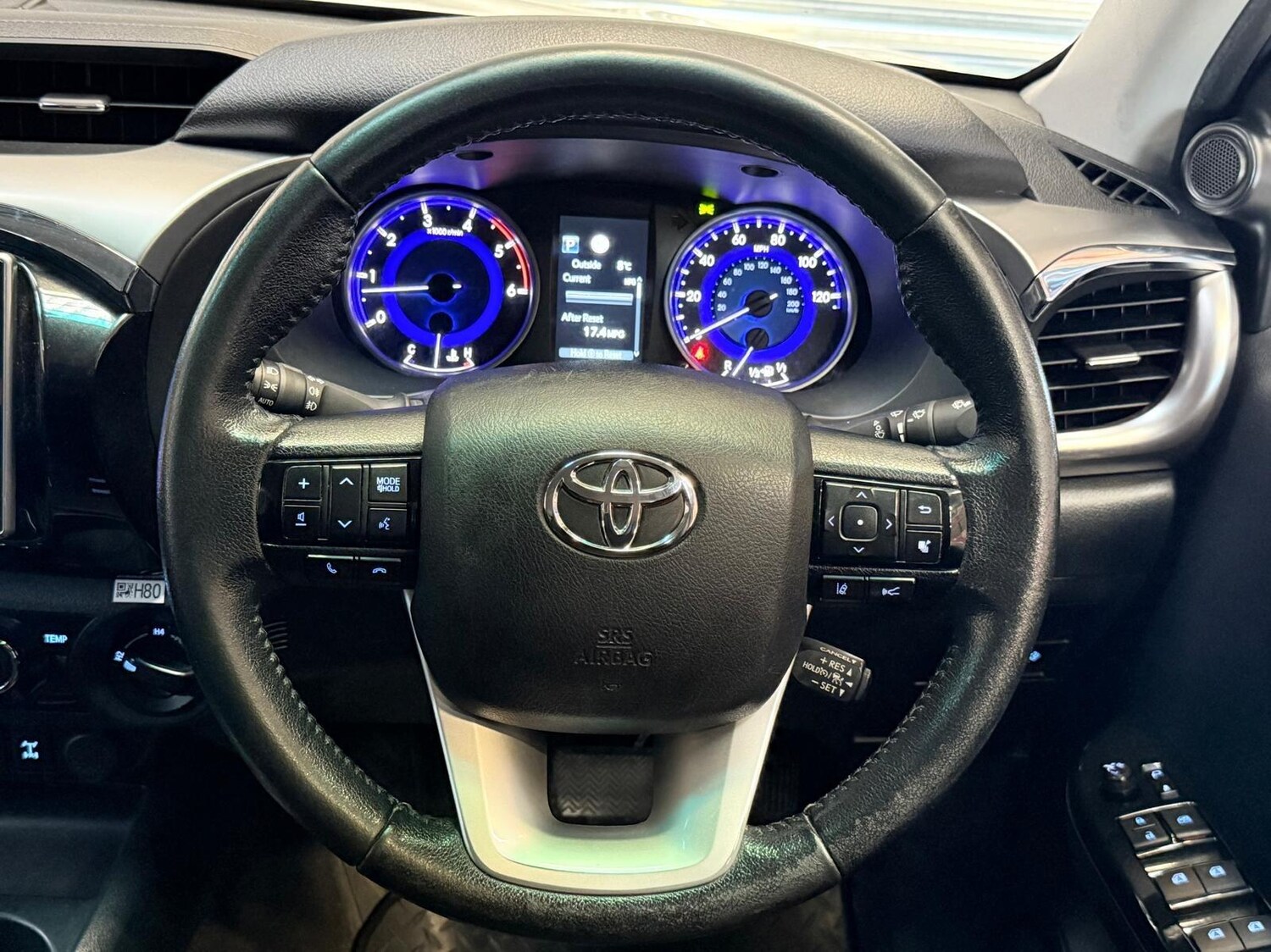 Used Toyota Hilux 2020 for sale - 77029752: Photo 36