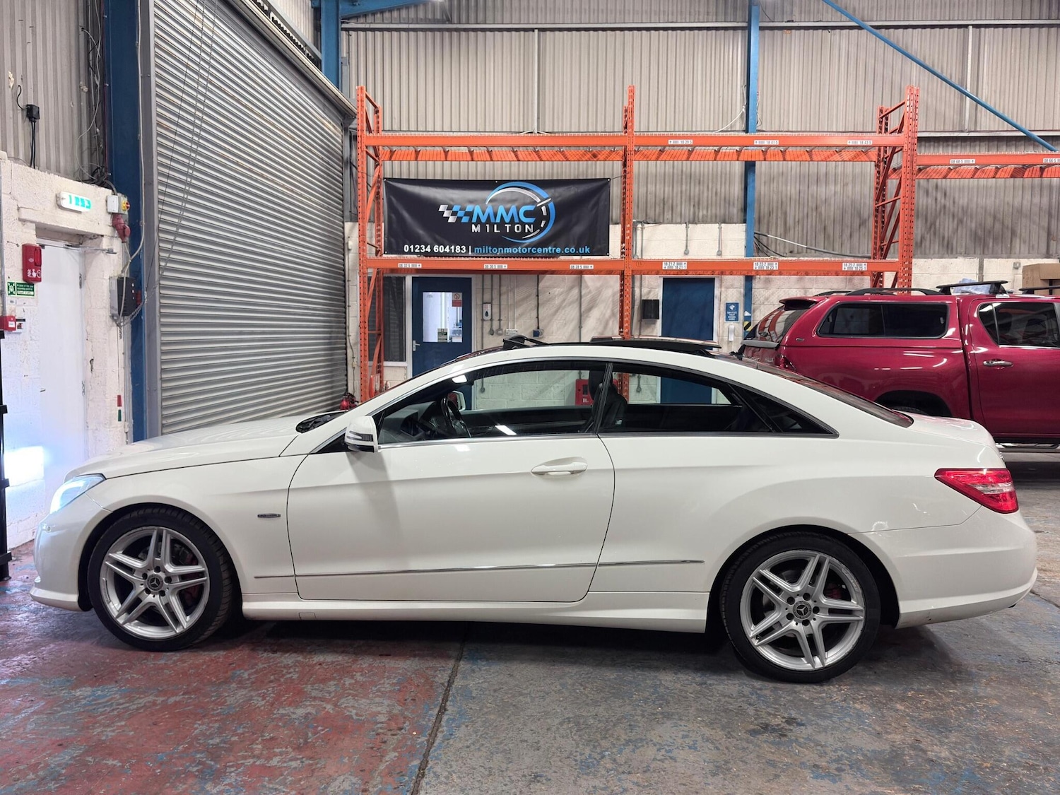 Used Mercedes-Benz E Class 2011 for sale - 77564747: Photo 12