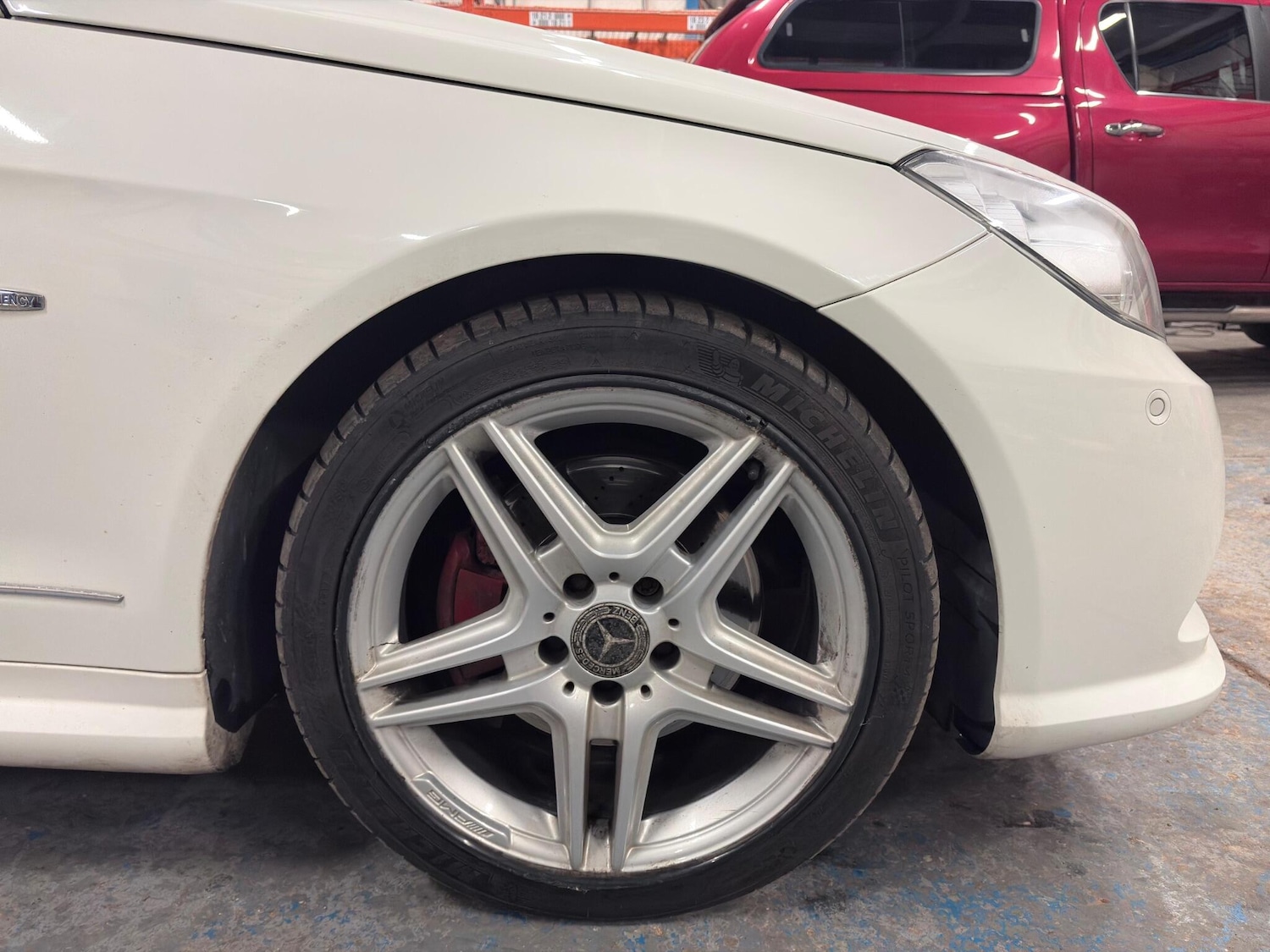 Used Mercedes-Benz E Class 2011 for sale - 77564747: Photo 14