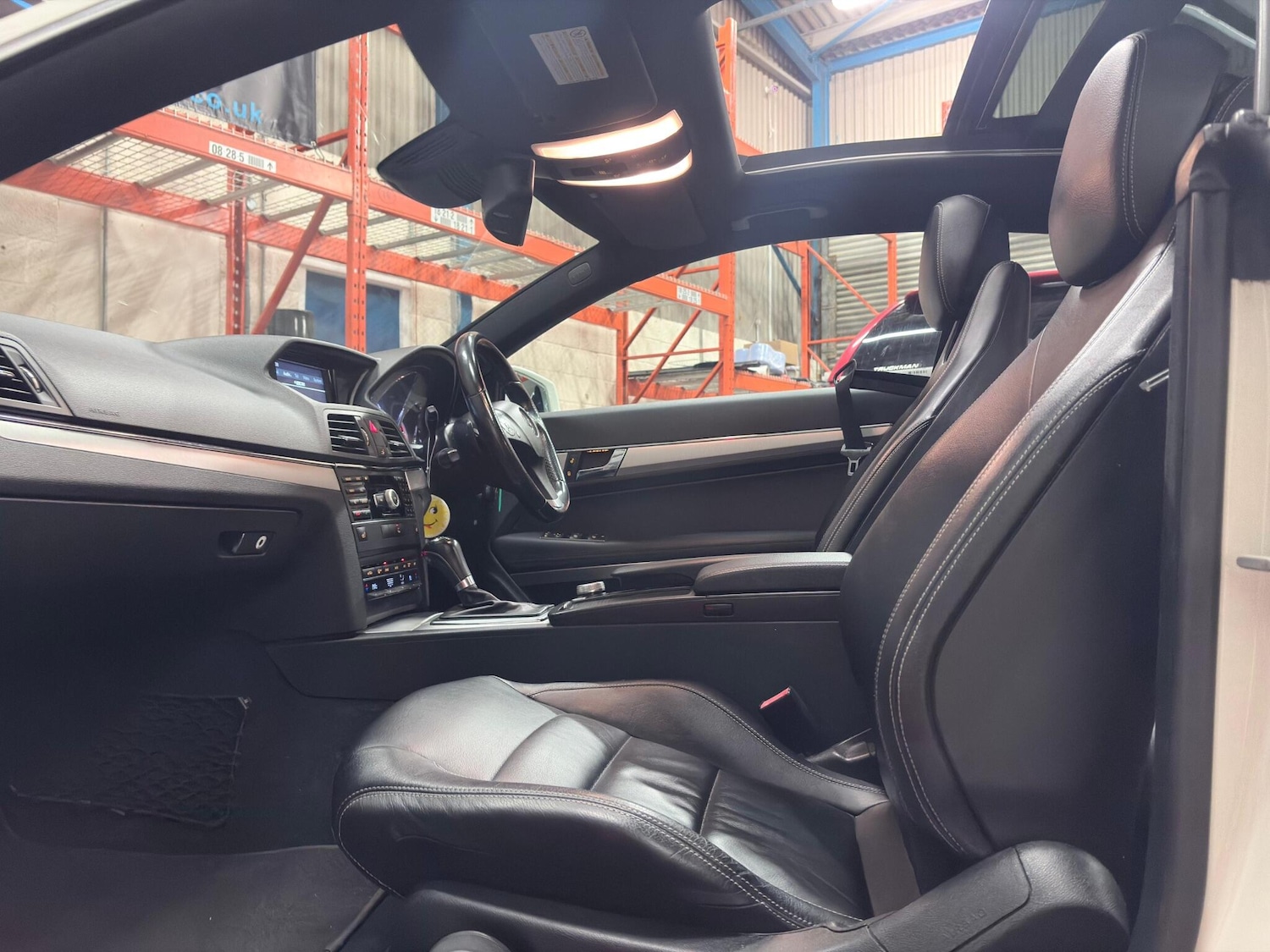 Used Mercedes-Benz E Class 2011 for sale - 77564747: Photo 18