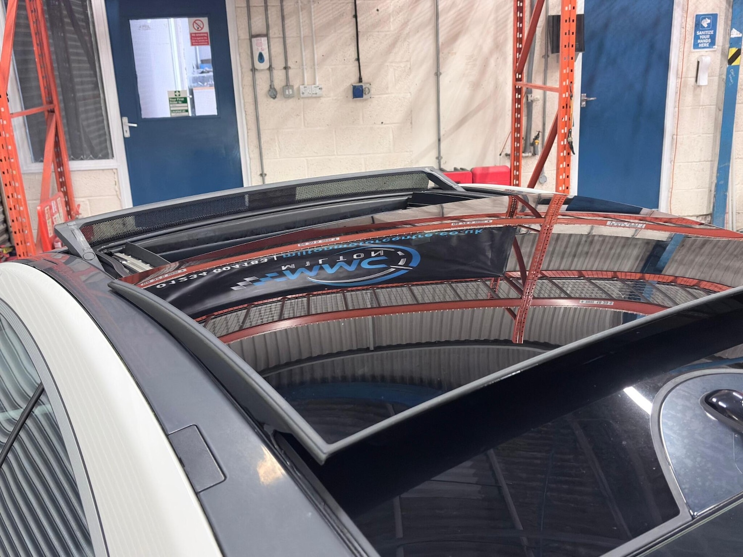 Used Mercedes-Benz E Class 2011 for sale - 77564747: Photo 28