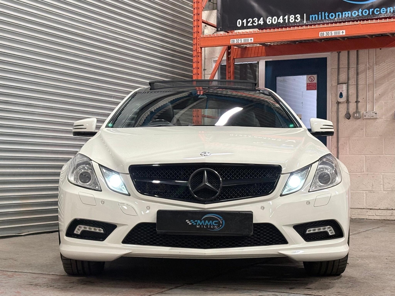 Used Mercedes-Benz E Class 2011 for sale - 77564747: Photo 6