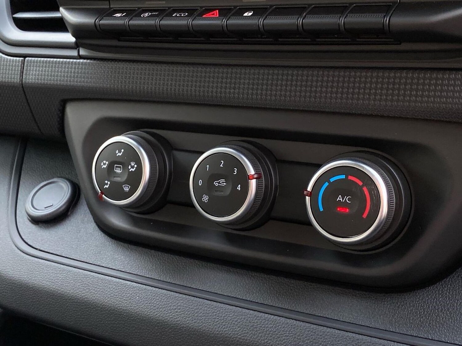 Used Renault Trafic 2025 for sale - 78195817: Photo 12