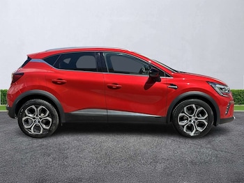 Used Renault Captur 2023 for sale - 78746580: Photo