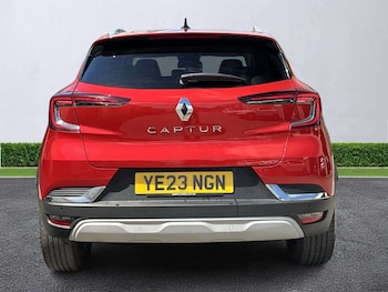 Used Renault Captur 2023 for sale - 78746580: Photo