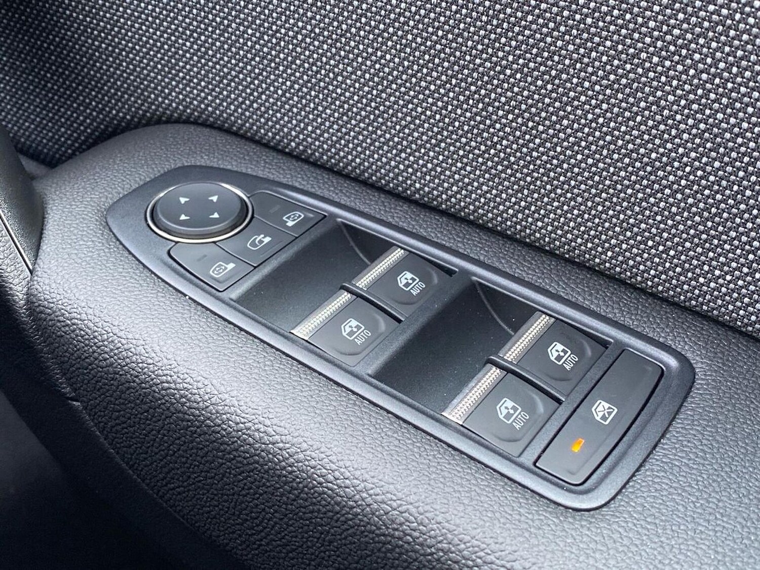 Used Renault Captur 2026 for sale - 78195774: Photo 21