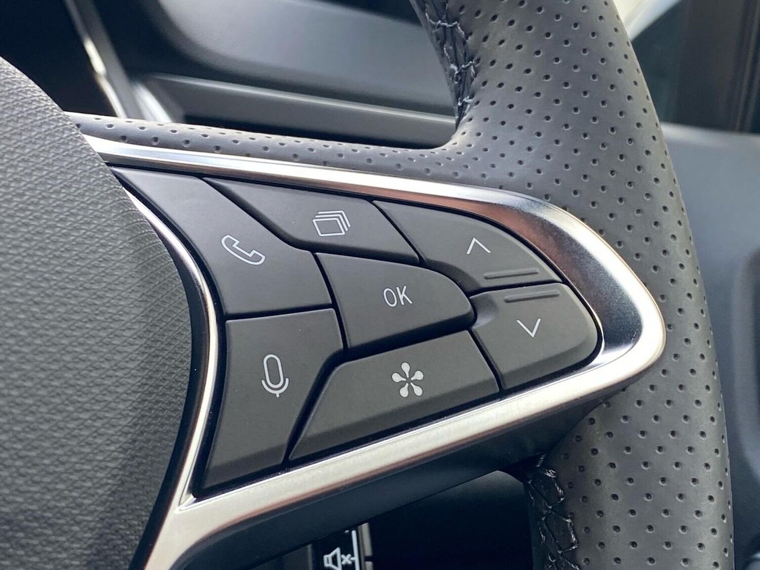 Used Renault Captur 2026 for sale - 78195774: Photo 26