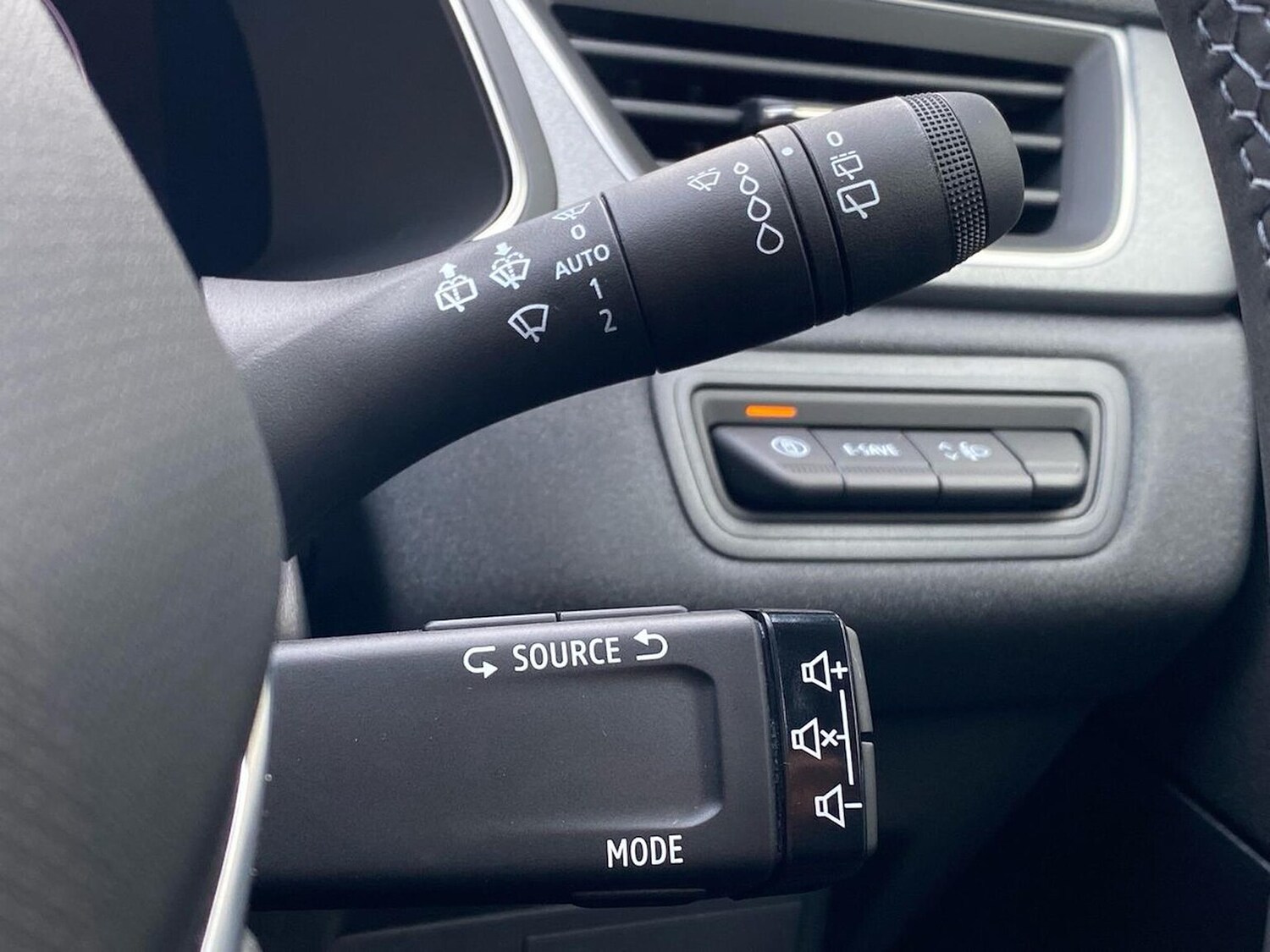 Used Renault Captur 2026 for sale - 78195774: Photo 28