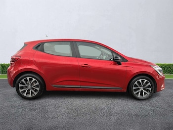Used Renault Clio 2023 for sale - 79355693: Photo