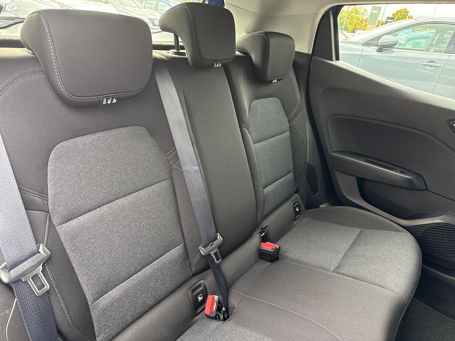 Used Renault Clio 2022 for sale - 76198407: Photo 41