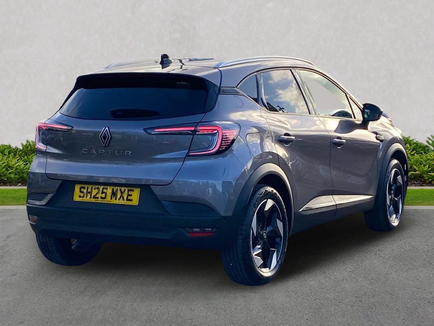 Used Renault Captur 2025 for sale - 76897094: Photo 18