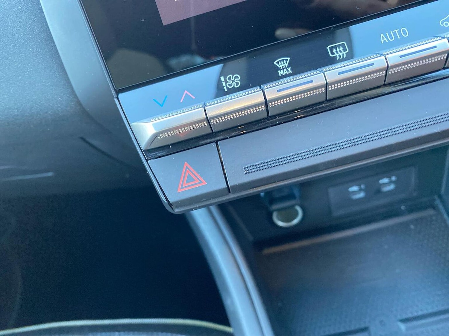 Used Renault Captur 2025 for sale - 76897094: Photo 22