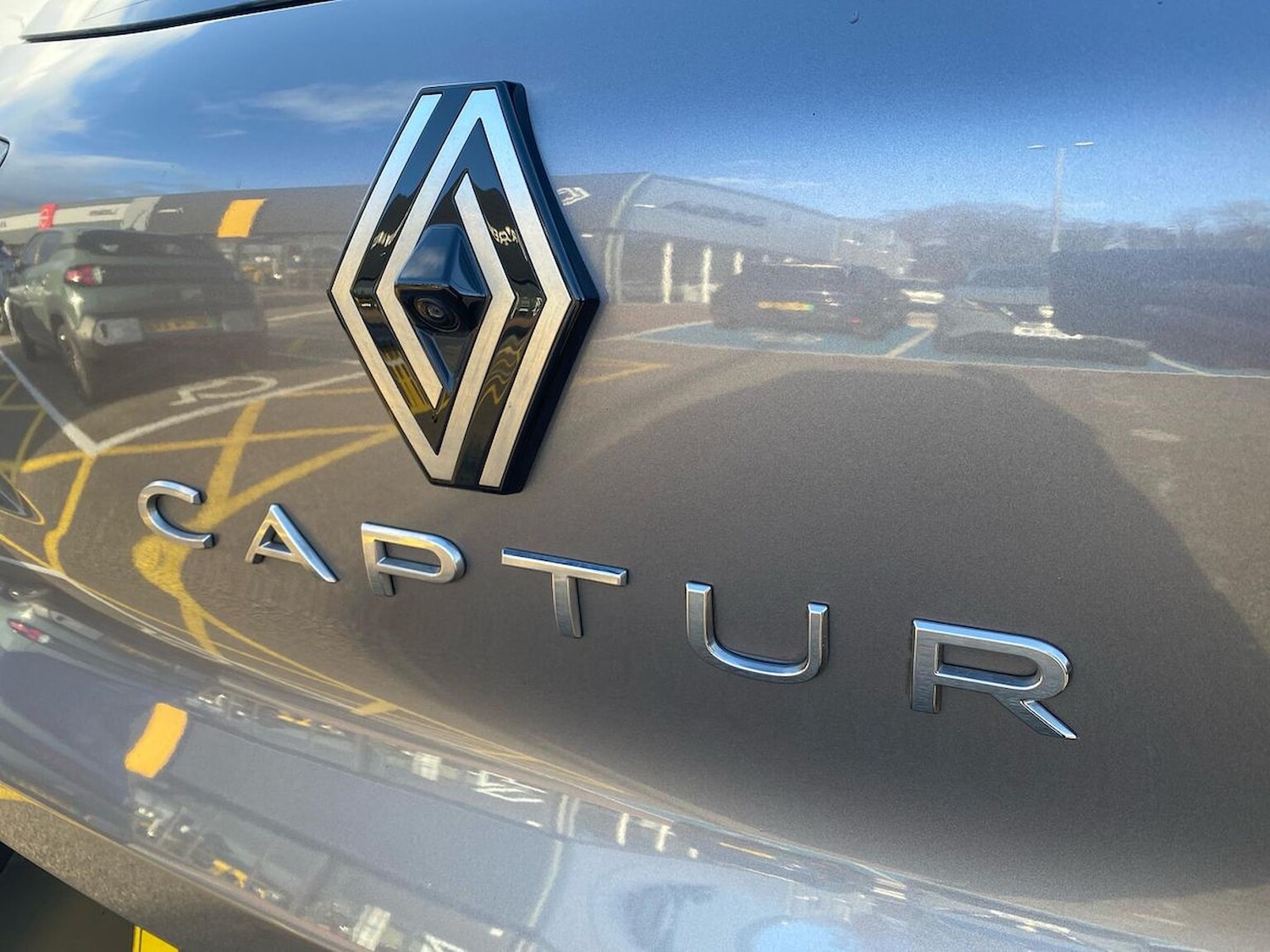 Used Renault Captur 2025 for sale - 76897094: Photo 35