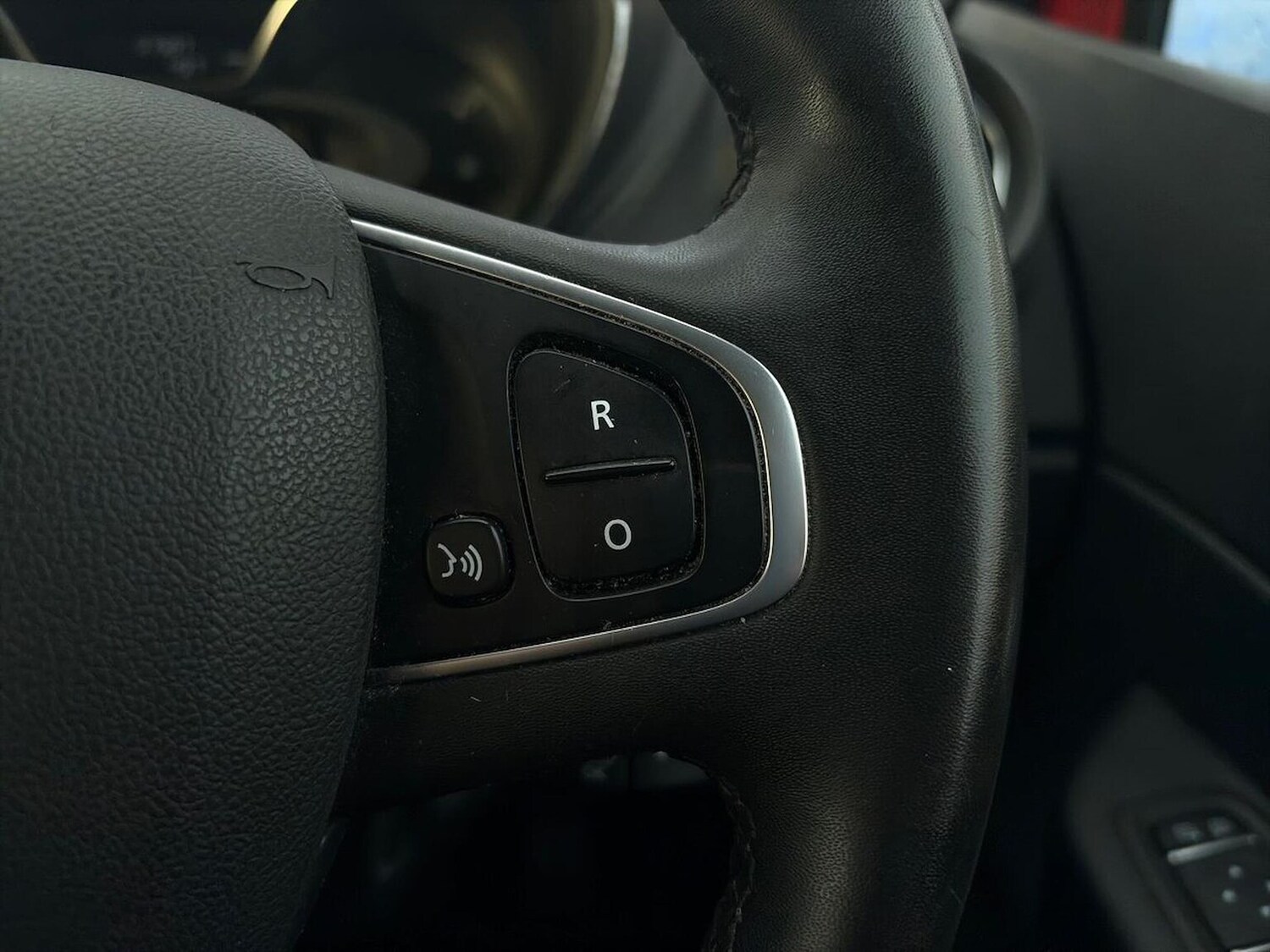 Used Renault Captur 2018 for sale - 77008263: Photo 28