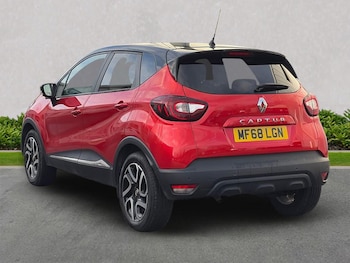 Used Renault Captur 2018 for sale - 77008263: Photo