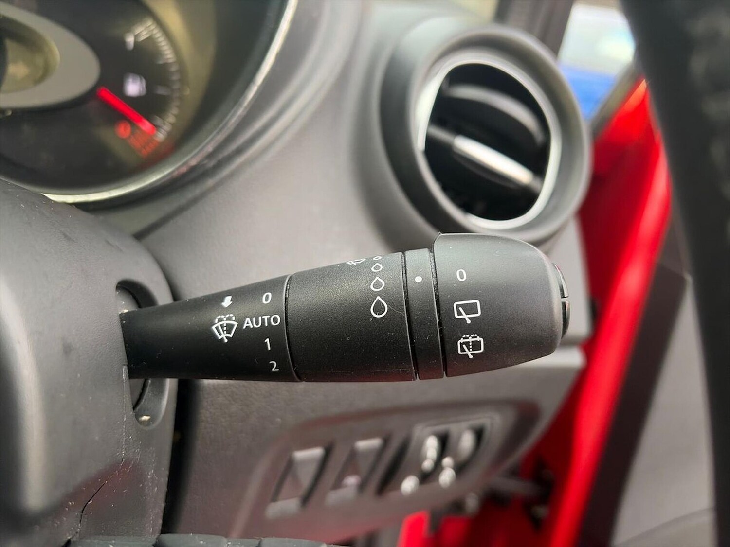 Used Renault Captur 2018 for sale - 77008263: Photo 30