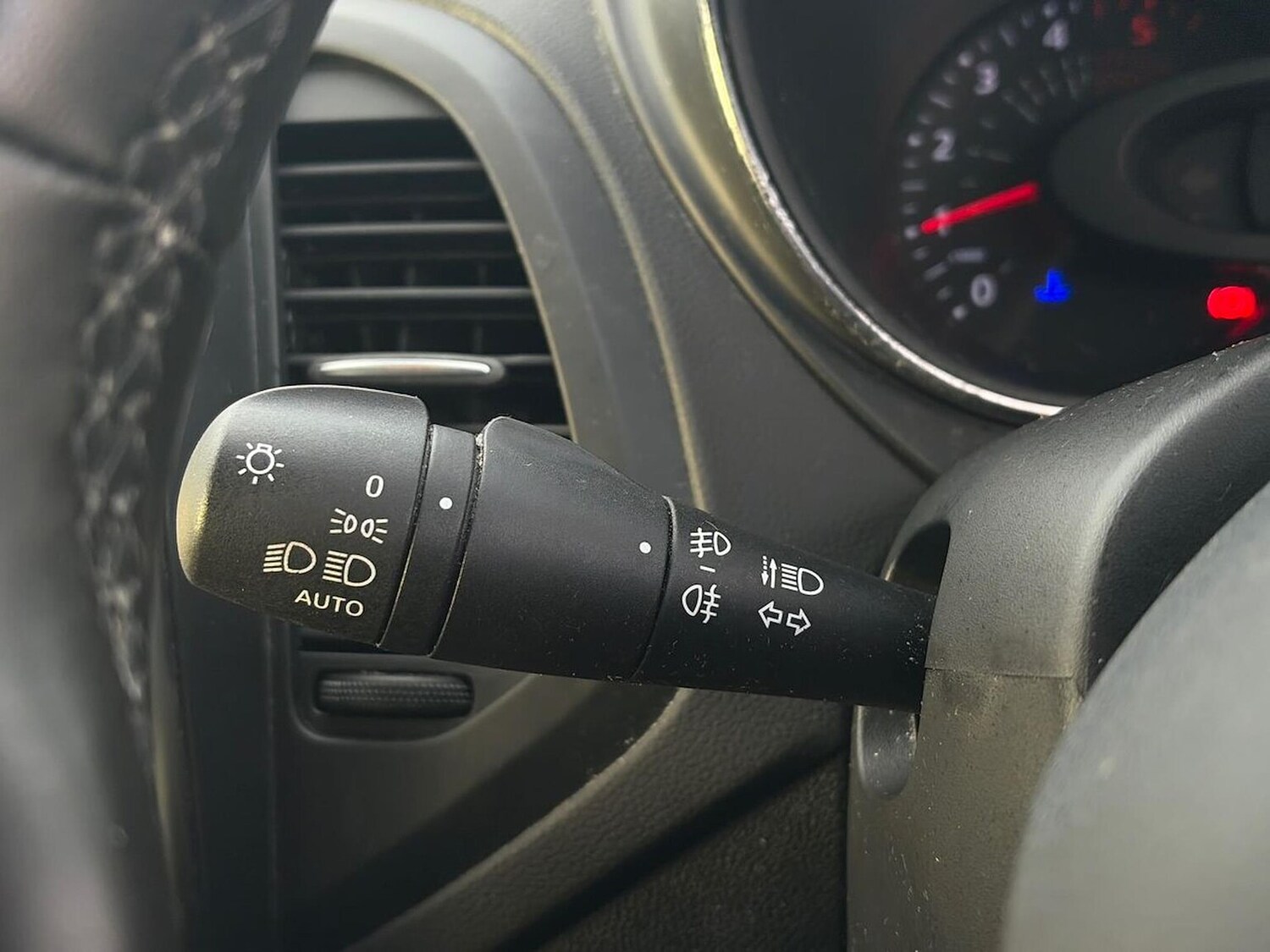 Used Renault Captur 2018 for sale - 77008263: Photo 31