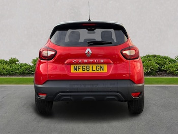 Used Renault Captur 2018 for sale - 77008263: Photo