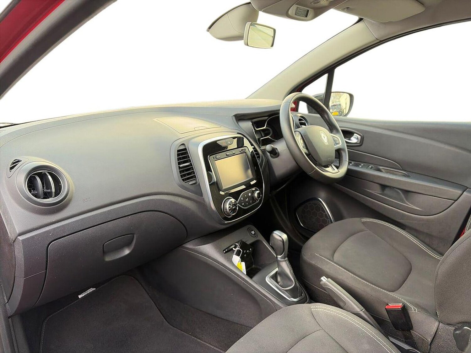 Used Renault Captur 2018 for sale - 77008263: Photo 9