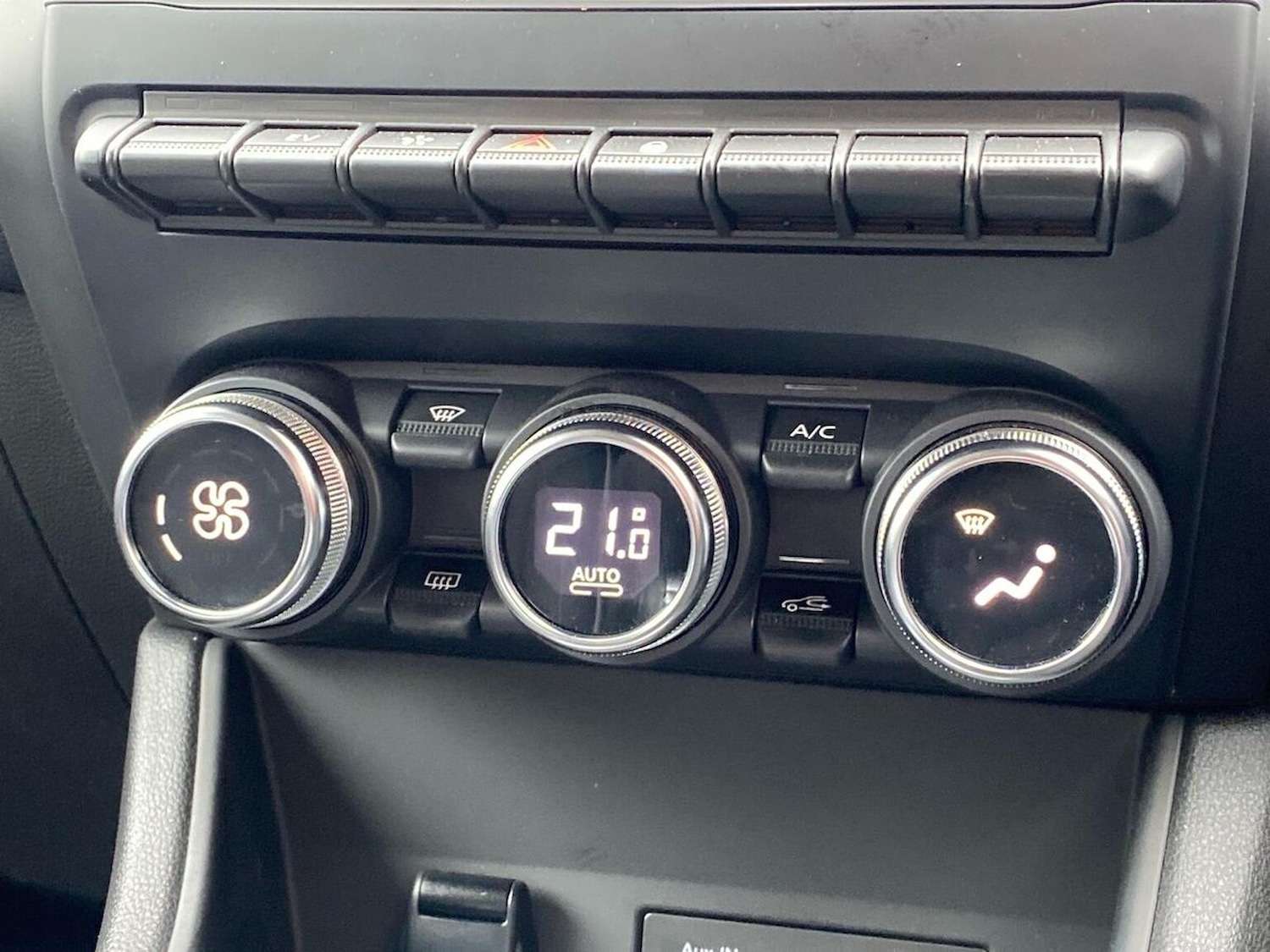 Used Renault Captur 2023 for sale - 78106316: Photo 12