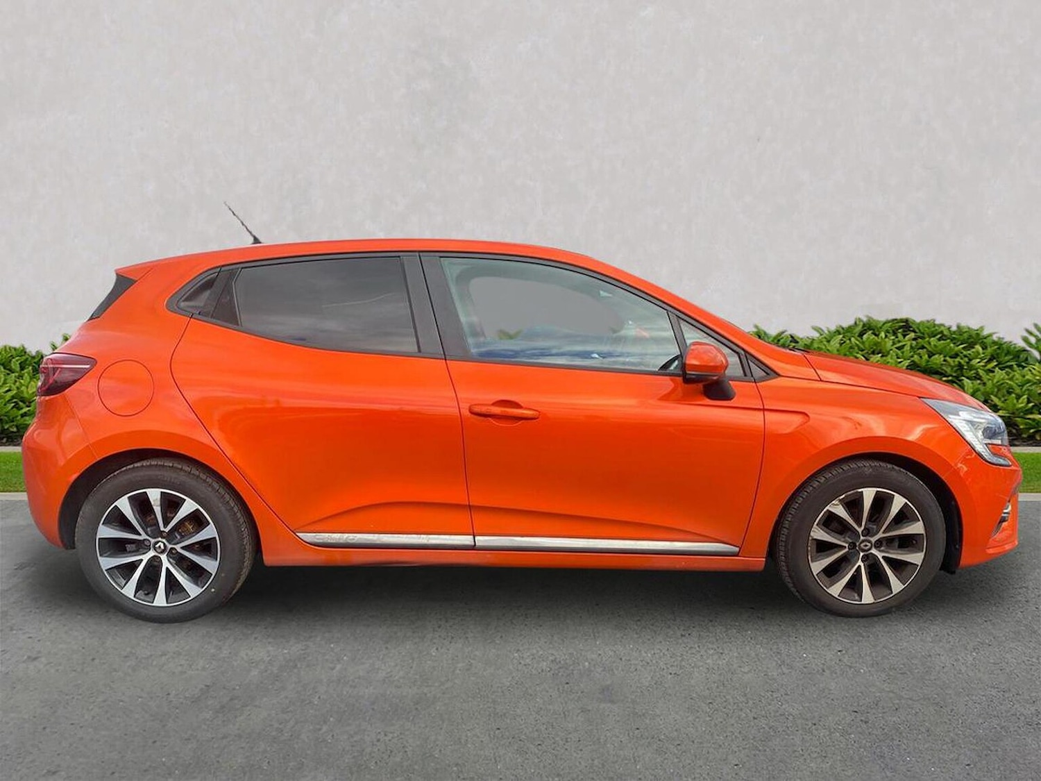 Used Renault Clio 2020 for sale - 76335182: Photo 3
