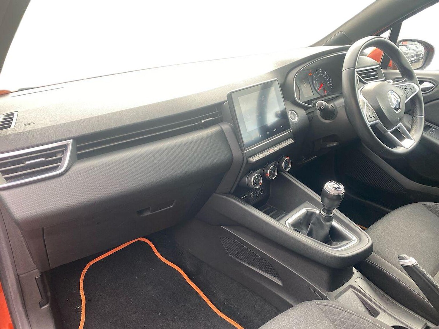 Used Renault Clio 2020 for sale - 76335182: Photo 7