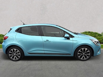 Used Renault Clio 2021 for sale - 75968951: Photo