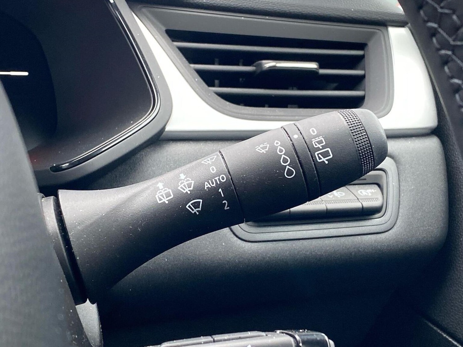 Used Renault Captur 2025 for sale - 77789563: Photo 28