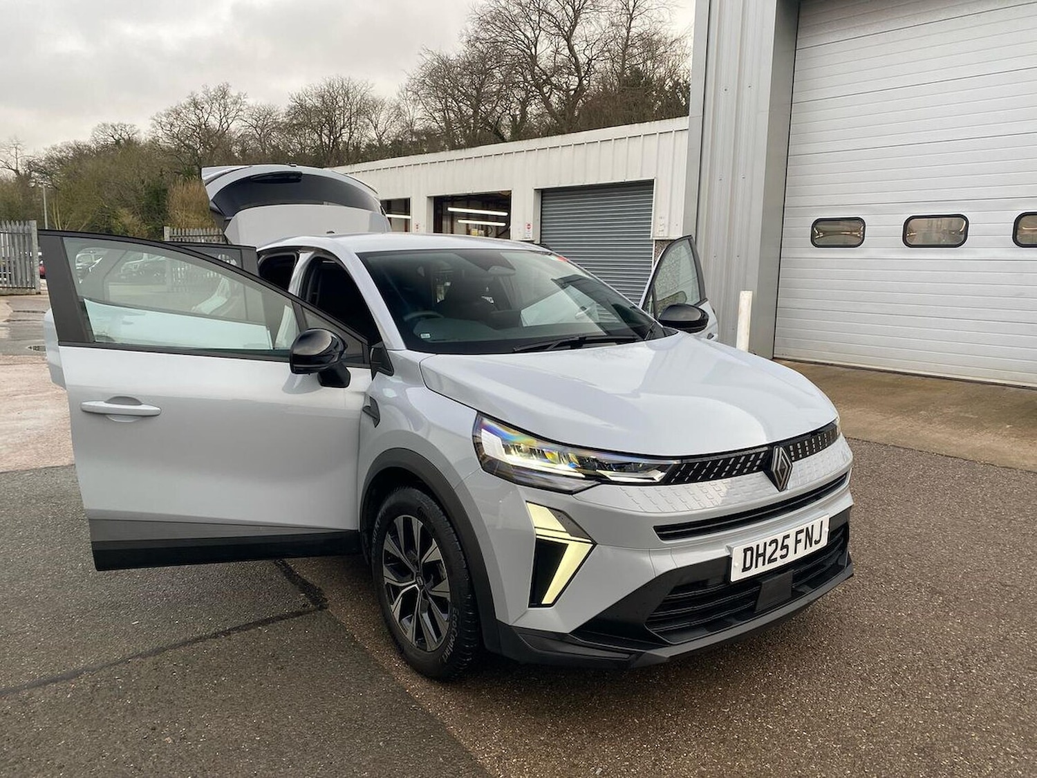 Used Renault Captur 2025 for sale - 77789563: Photo 37