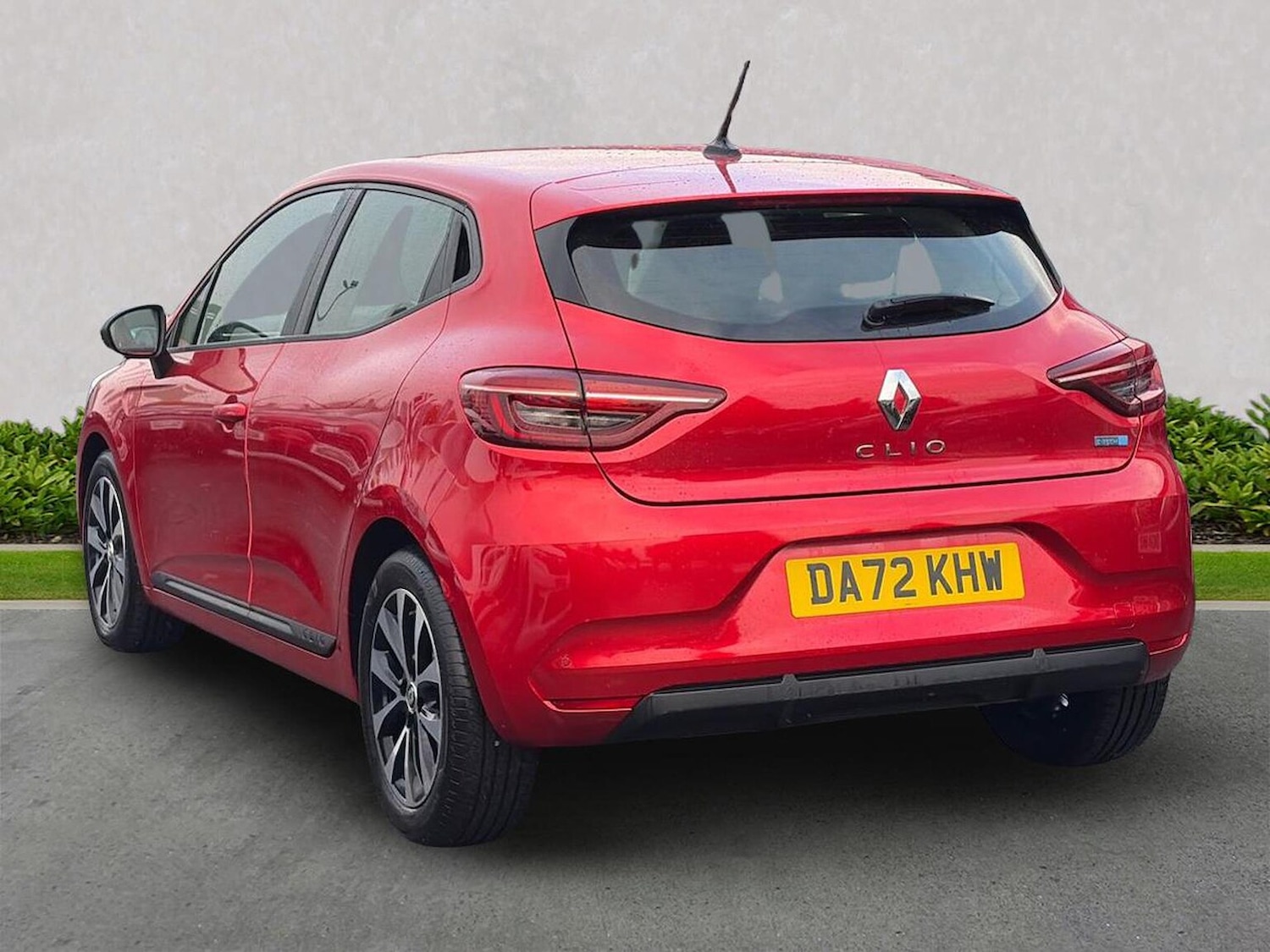Used Renault Clio 2022 for sale - 77488174: Photo 2