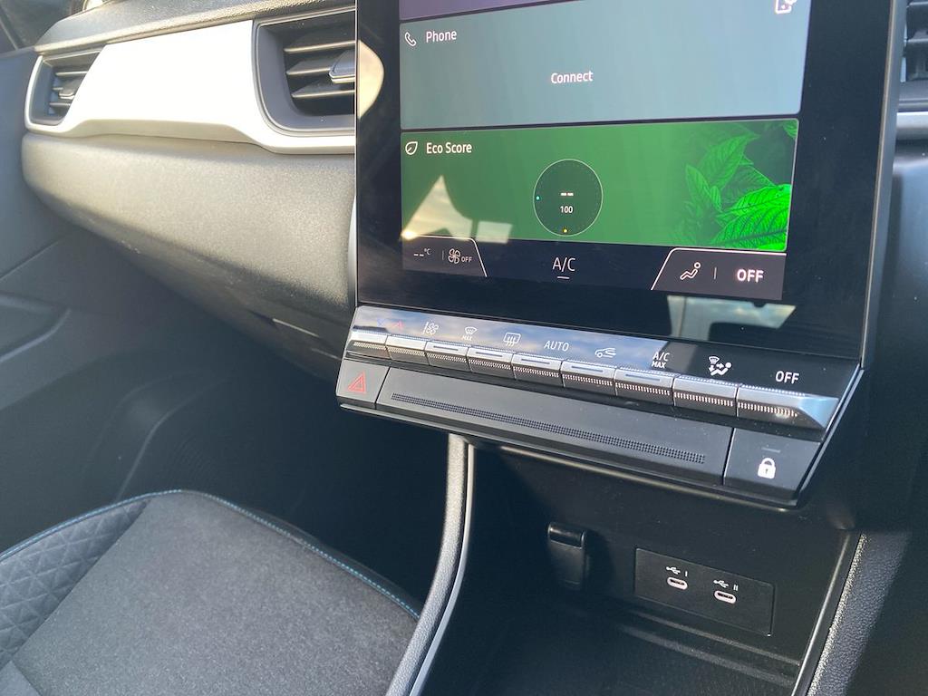 Used Renault Captur 2025 for sale - 76799338: Photo 12