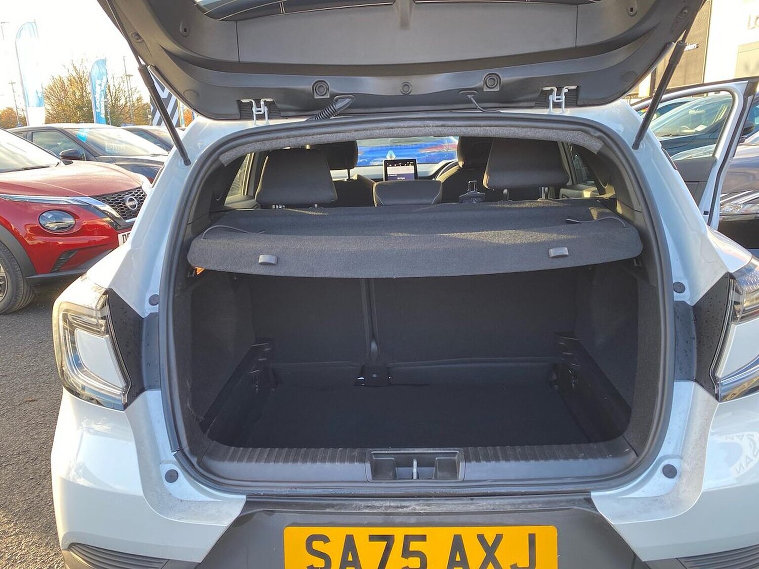 Used Renault Captur 2025 for sale - 76799338: Photo 17