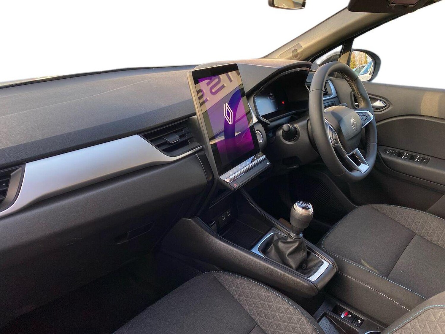 Used Renault Captur 2025 for sale - 76799338: Photo 7