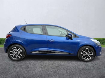 Used Renault Clio 2019 for sale - 79652217: Photo