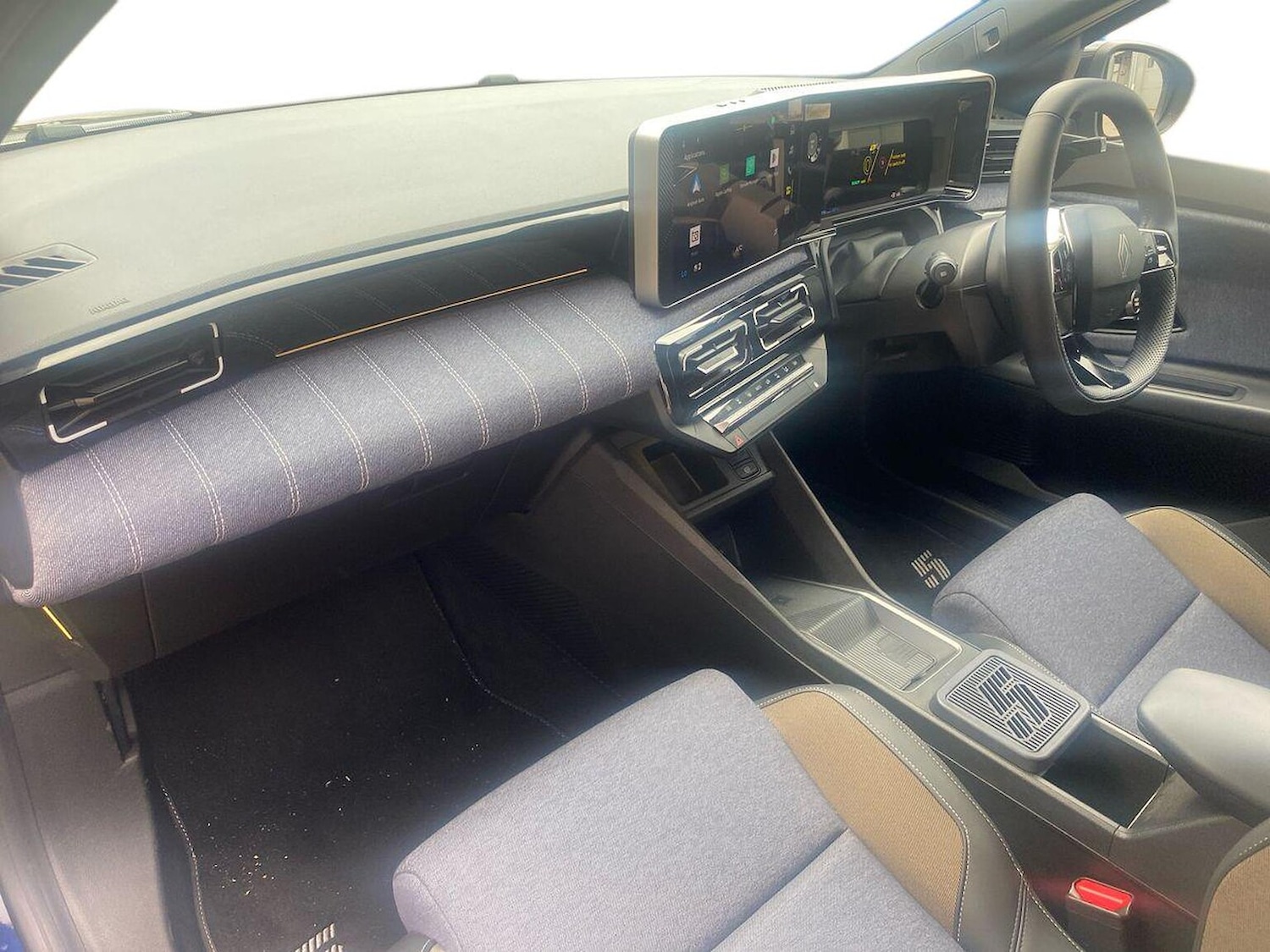 Used Renault 5 2025 for sale - 77488191: Photo 7