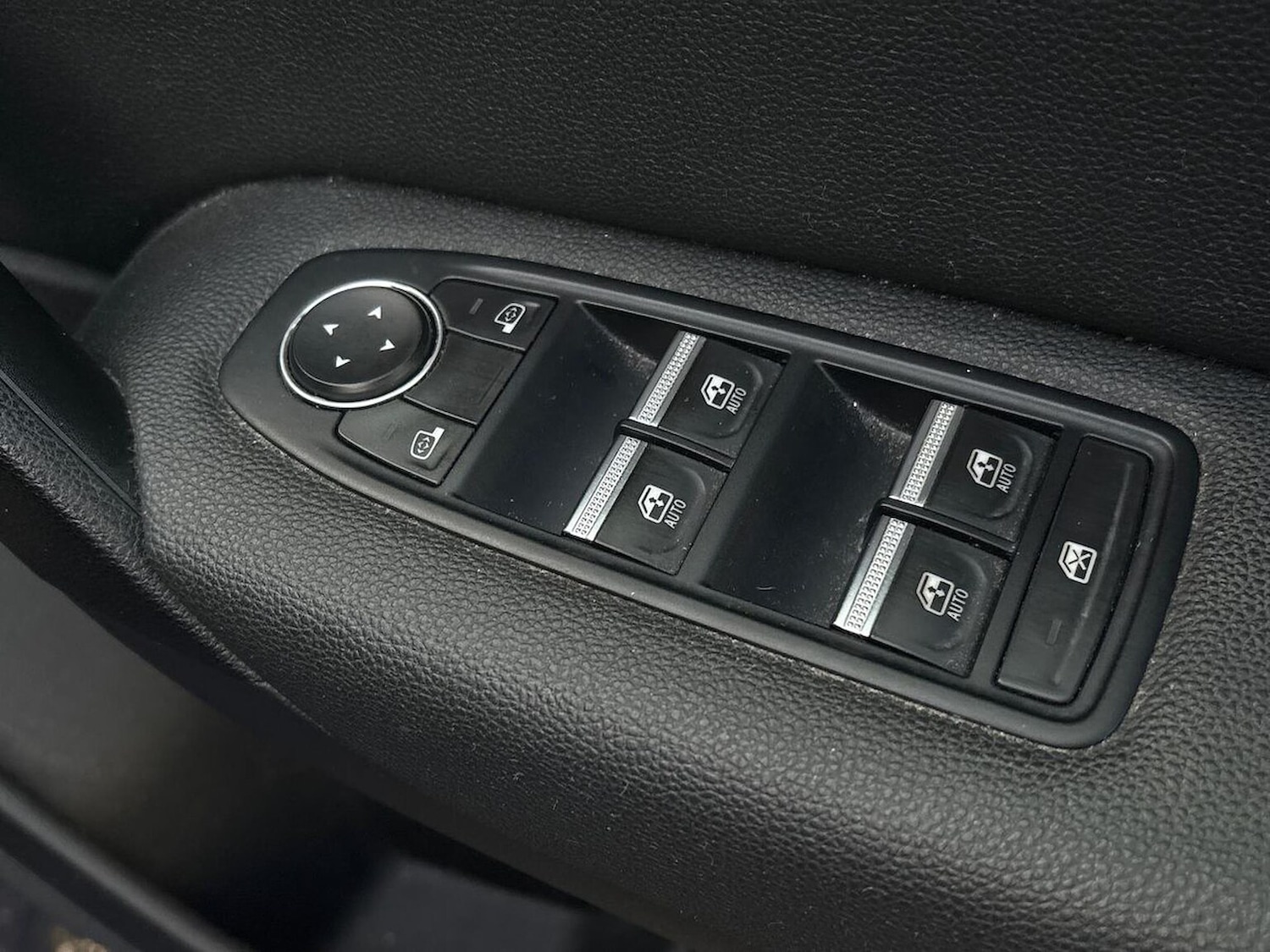 Used Renault Captur 2022 for sale - 76638897: Photo 21