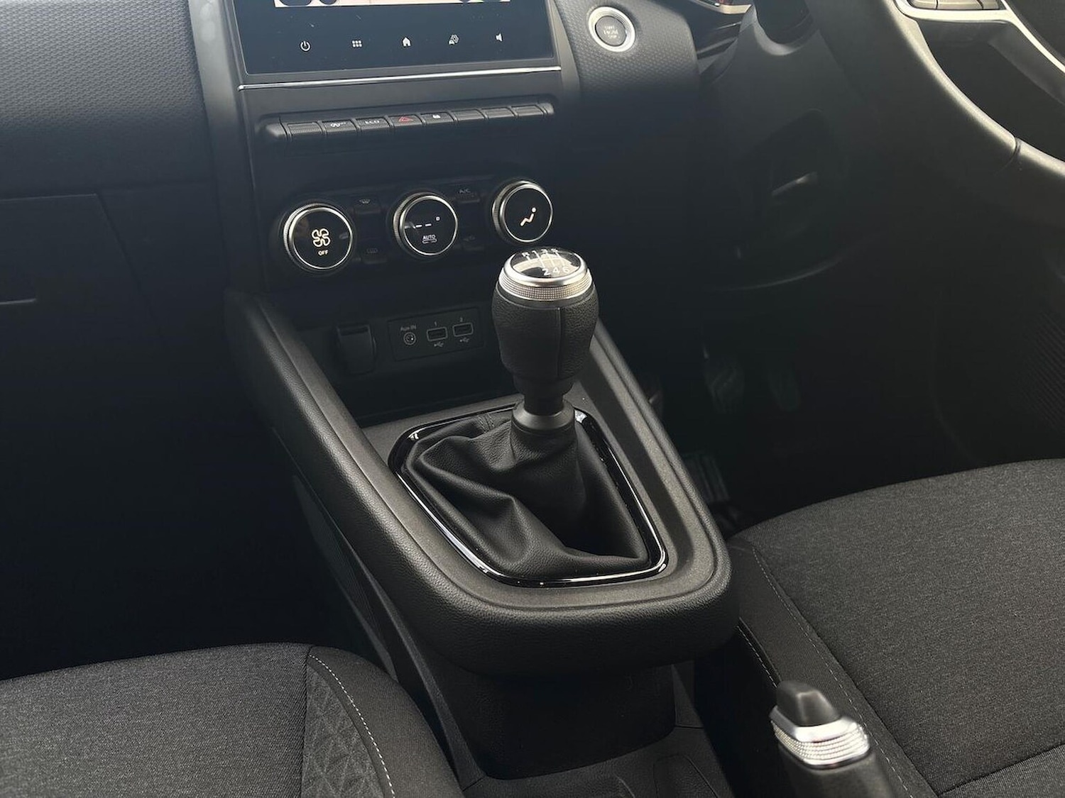 Used Renault Clio 2021 for sale - 76518621: Photo 13