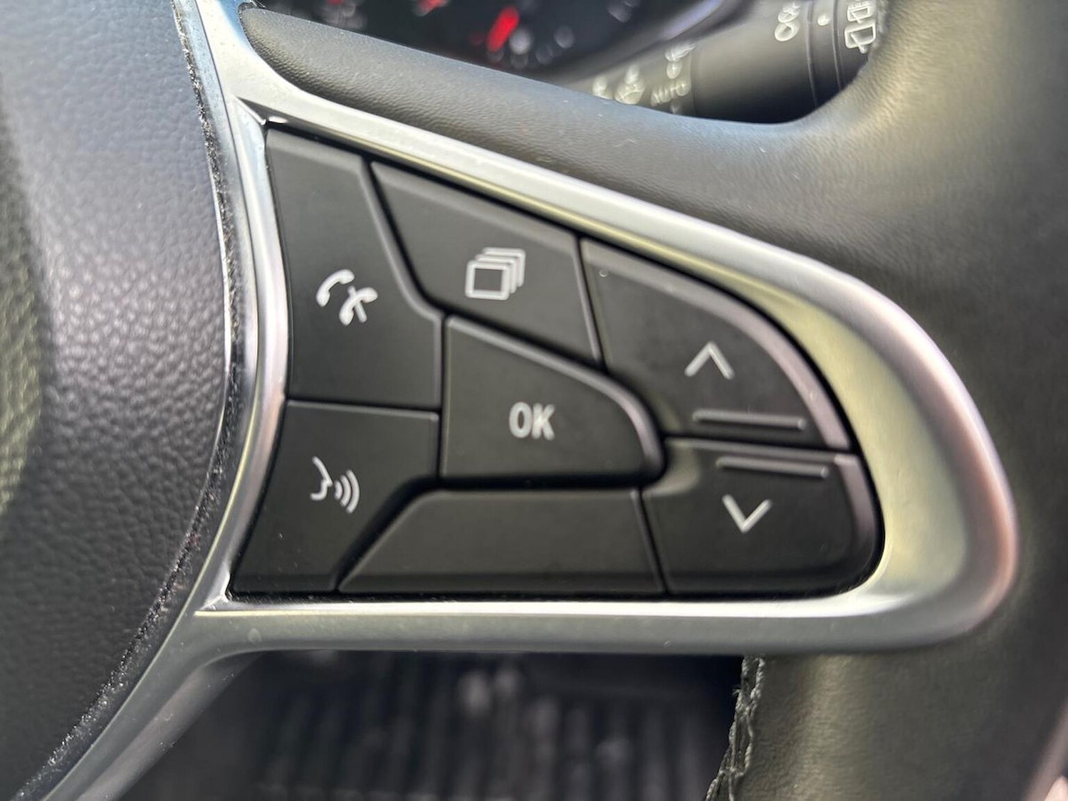 Used Renault Clio 2021 for sale - 76518621: Photo 26