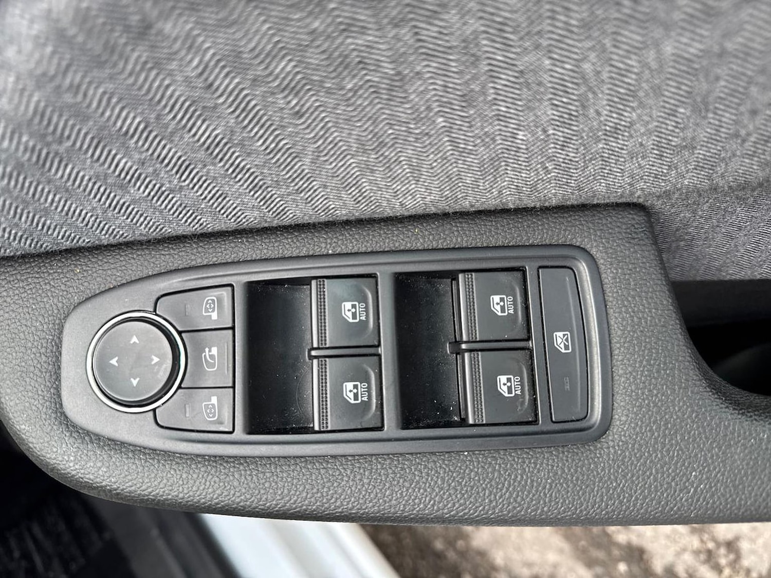 Used Renault Clio 2024 for sale - 76335178: Photo 21