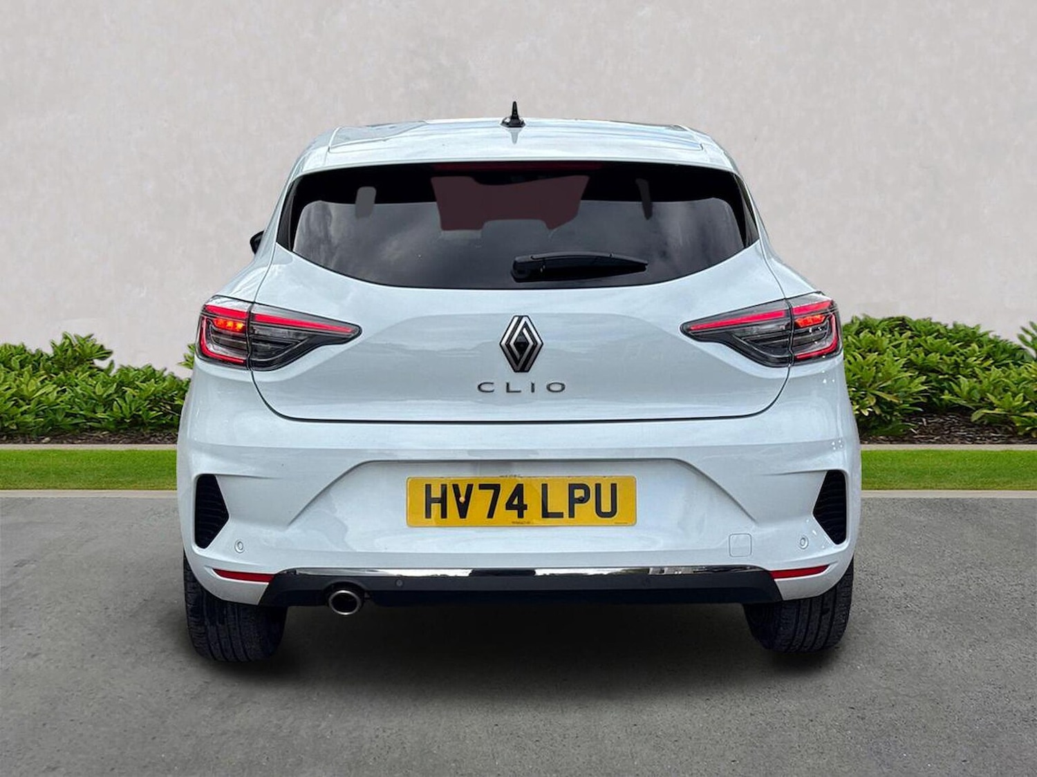Used Renault Clio 2024 for sale - 76335178: Photo 4