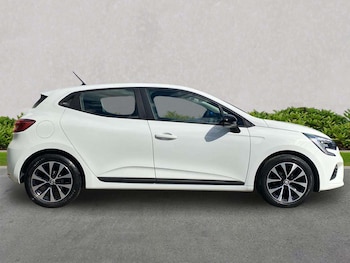 Used Renault Clio 2022 for sale - 78614634: Photo