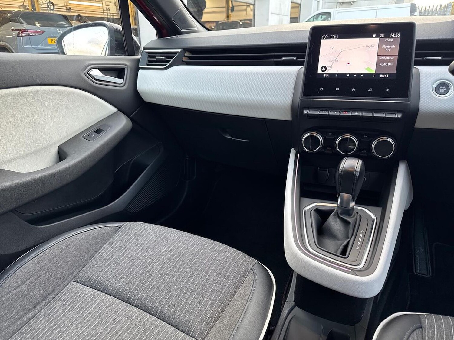 Used Renault Clio 2022 for sale - 76725852: Photo 13