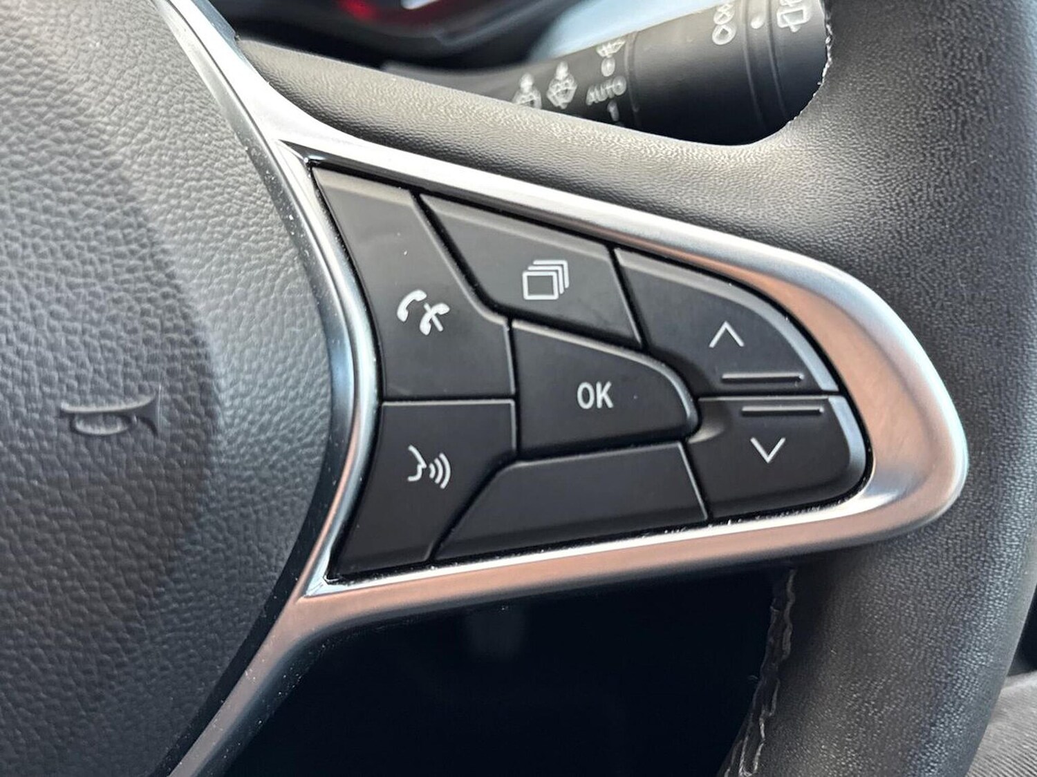 Used Renault Clio 2022 for sale - 76725852: Photo 26