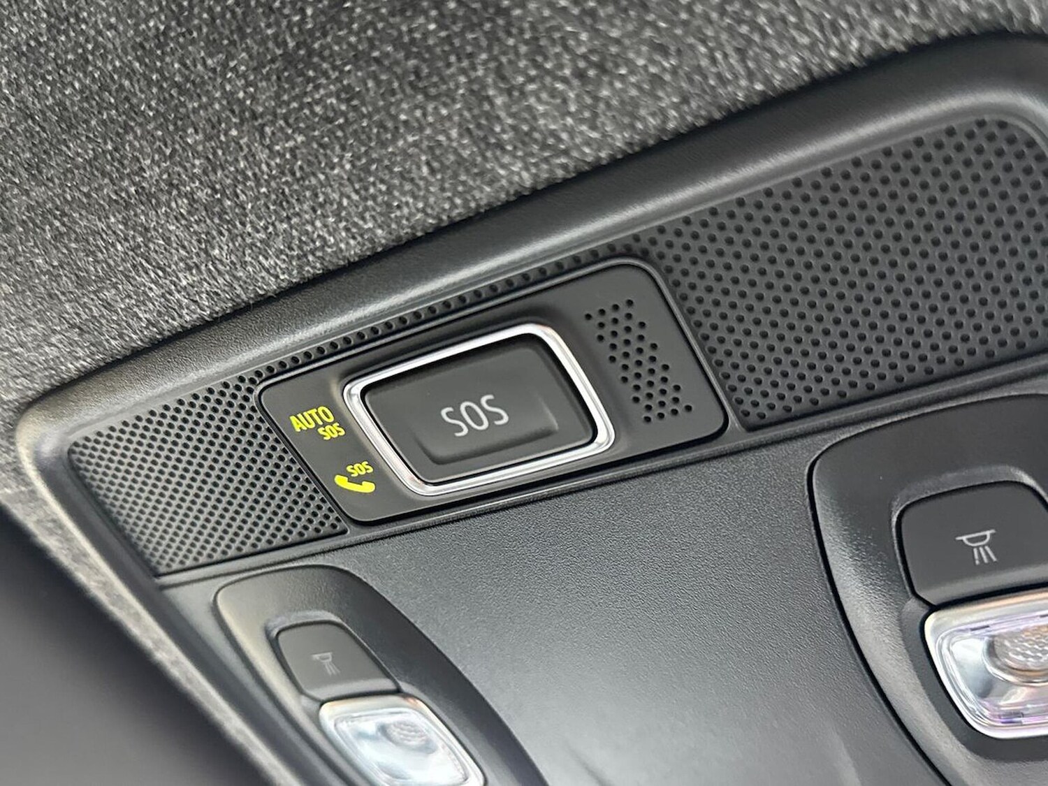 Used Renault Clio 2022 for sale - 76725852: Photo 44