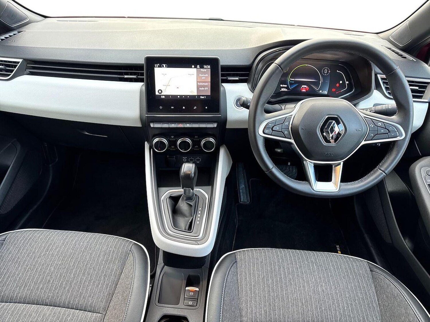 Used Renault Clio 2022 for sale - 76725852: Photo 8