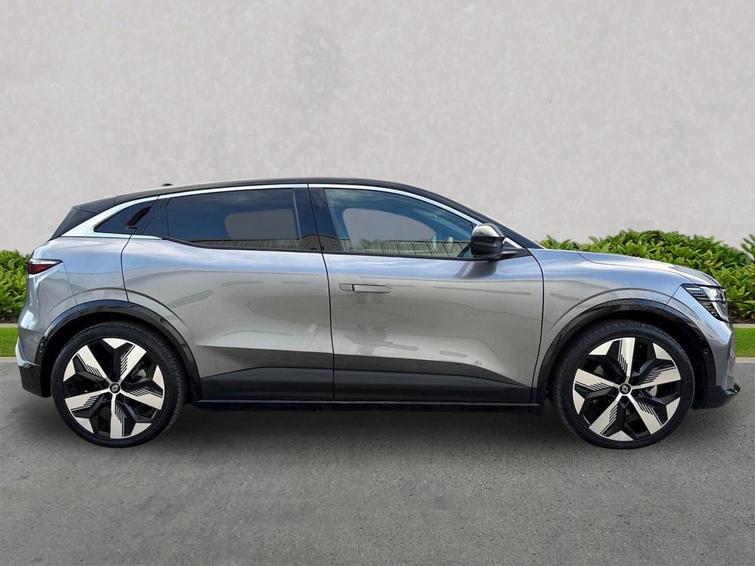 Used Renault Megane E Tech 2024 for sale - 76785149: Photo 3