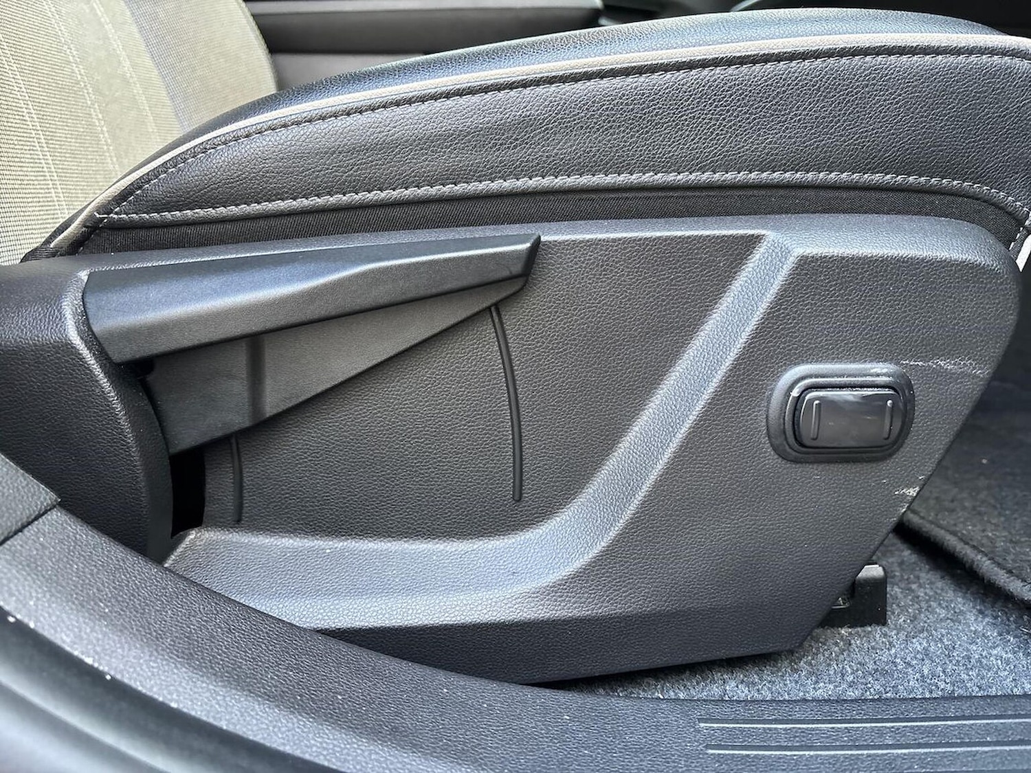 Used Renault Megane E Tech 2024 for sale - 76785149: Photo 30